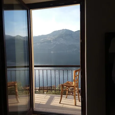La Casa Della Luna Nel