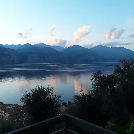 La Casa Della Luna Nel Brenzone sul Garda